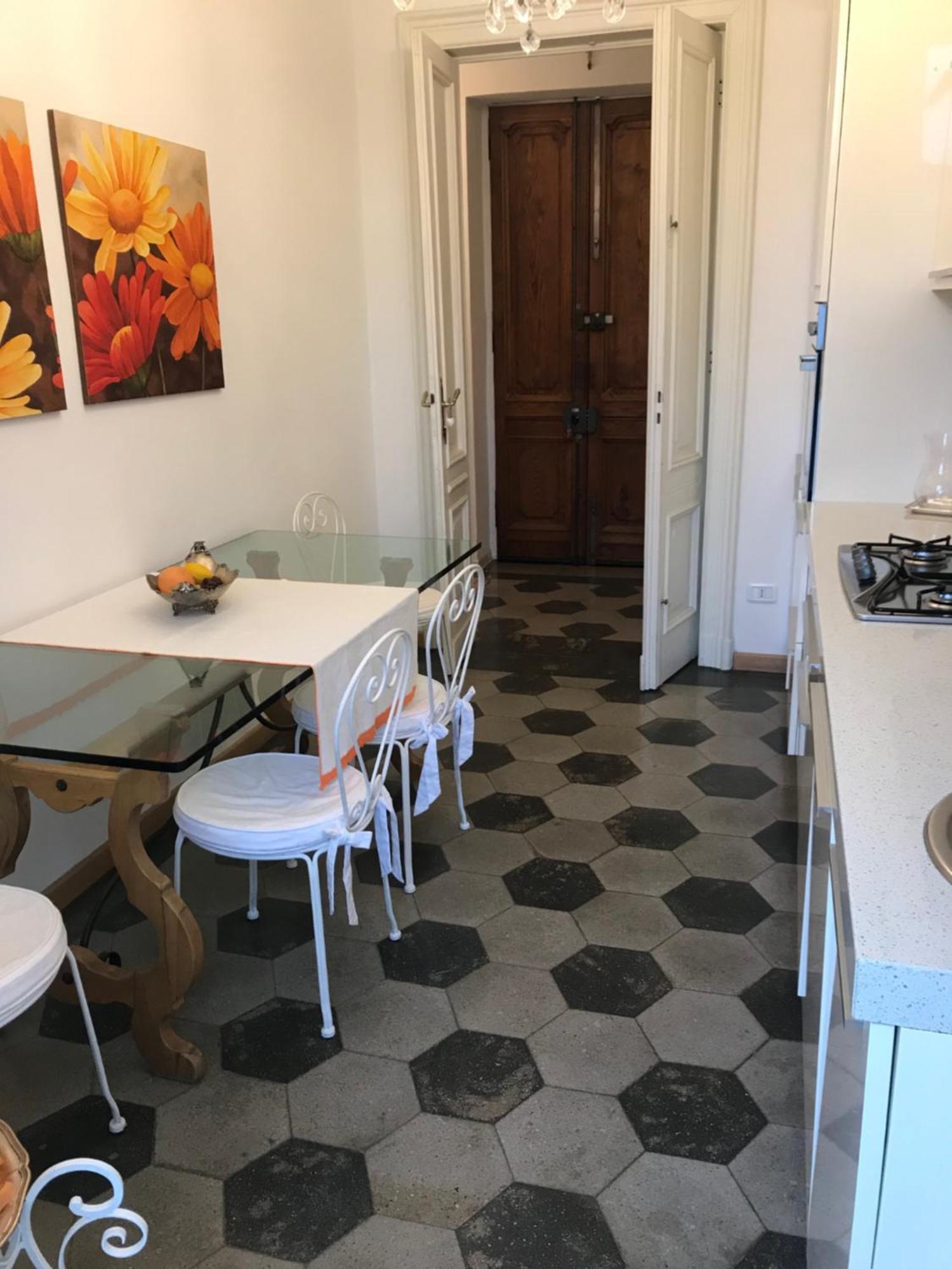 A Due Passi Dal Duomo Hotel Biella Luaran gambar